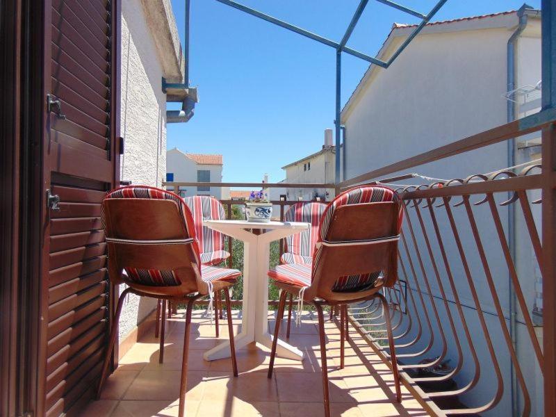 Apartment Mirjana Vodice Exterior photo